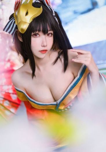 挽起裙子迈开腿让我c_BD在线观看完整版
