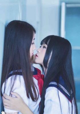从后面挺进朋友未婚妻视频_国产剧免费观看视频